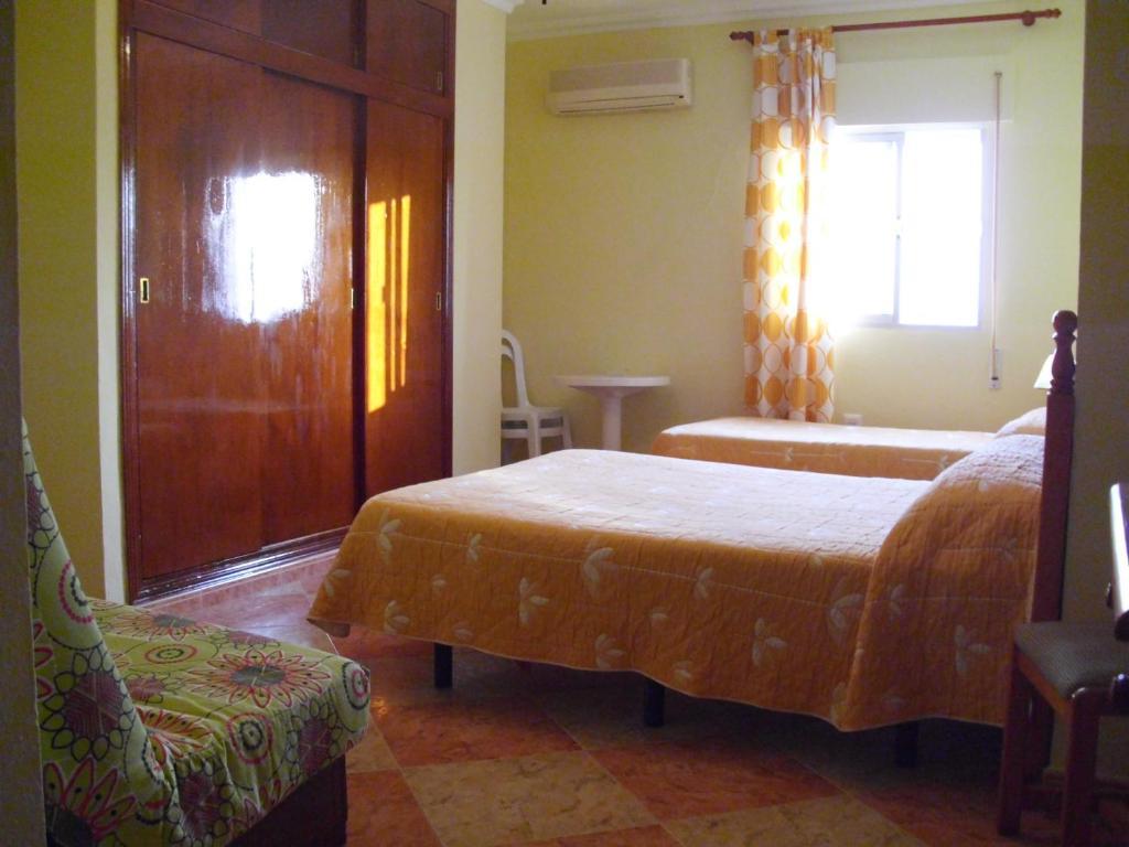 Hostal Sonrisa Del Mar Коніль-де-ла-Фронтера Номер фото
